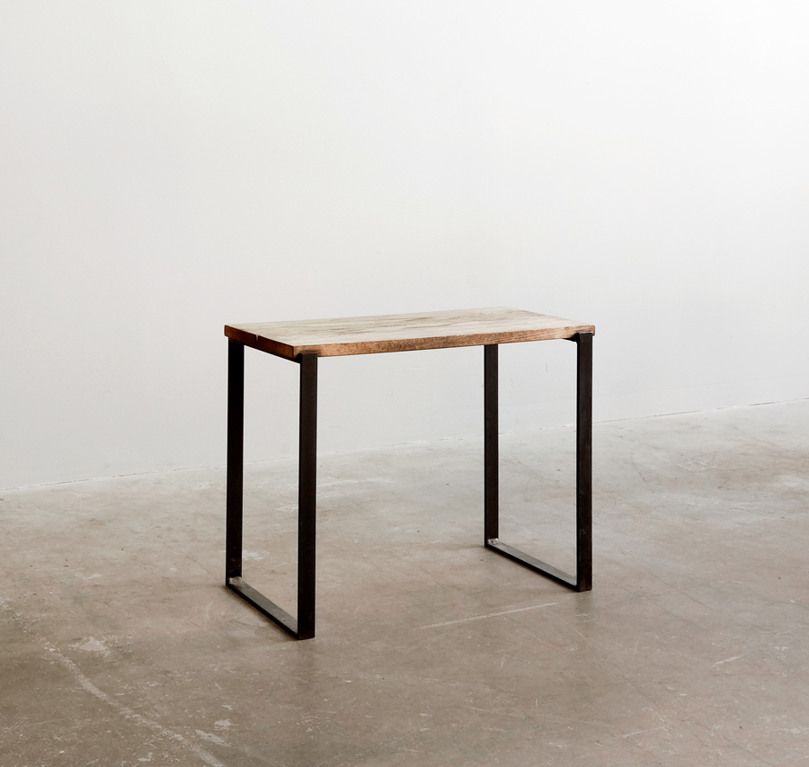 211231-klassisk_sittpall_i_jarn_och_ek-peter_lindqvist_ab-900px